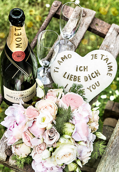 Fotografie Christine Krieger Fotograf Löhne Bad Oeynhausen Herford Fotostudio hochwertige Hochzeitsfotos exklusive Bewerbungsfotos. Familienfotos, Kinderbilder und Portraits sowie Babyfotos, Business Fotos und mehr.